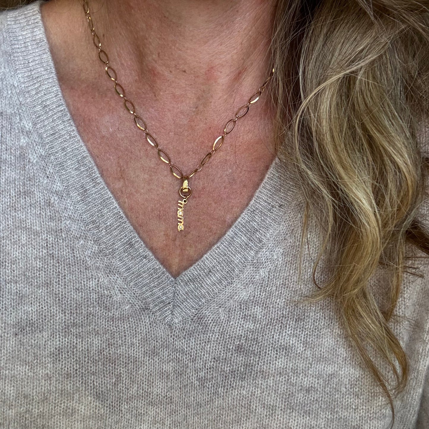 Sparkling Mama Word Charm