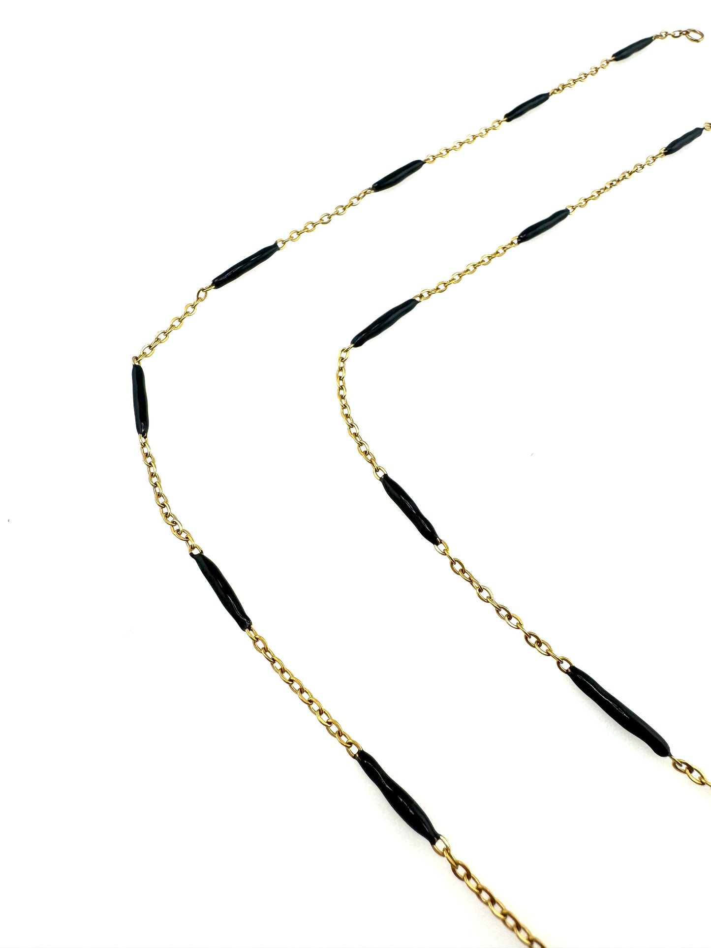 The Party Capsule Chain - Onyx Black